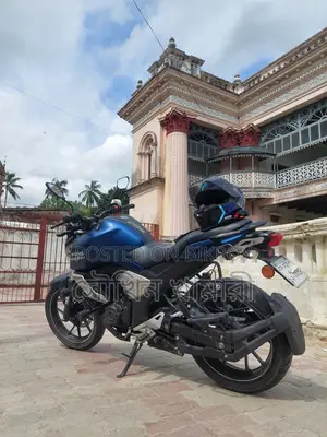 Yamaha FZS . 2022