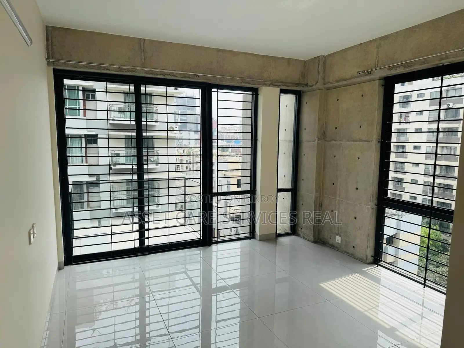 4 Bedroom Exclusive Brand New Flat Sale @ Gulshan 1