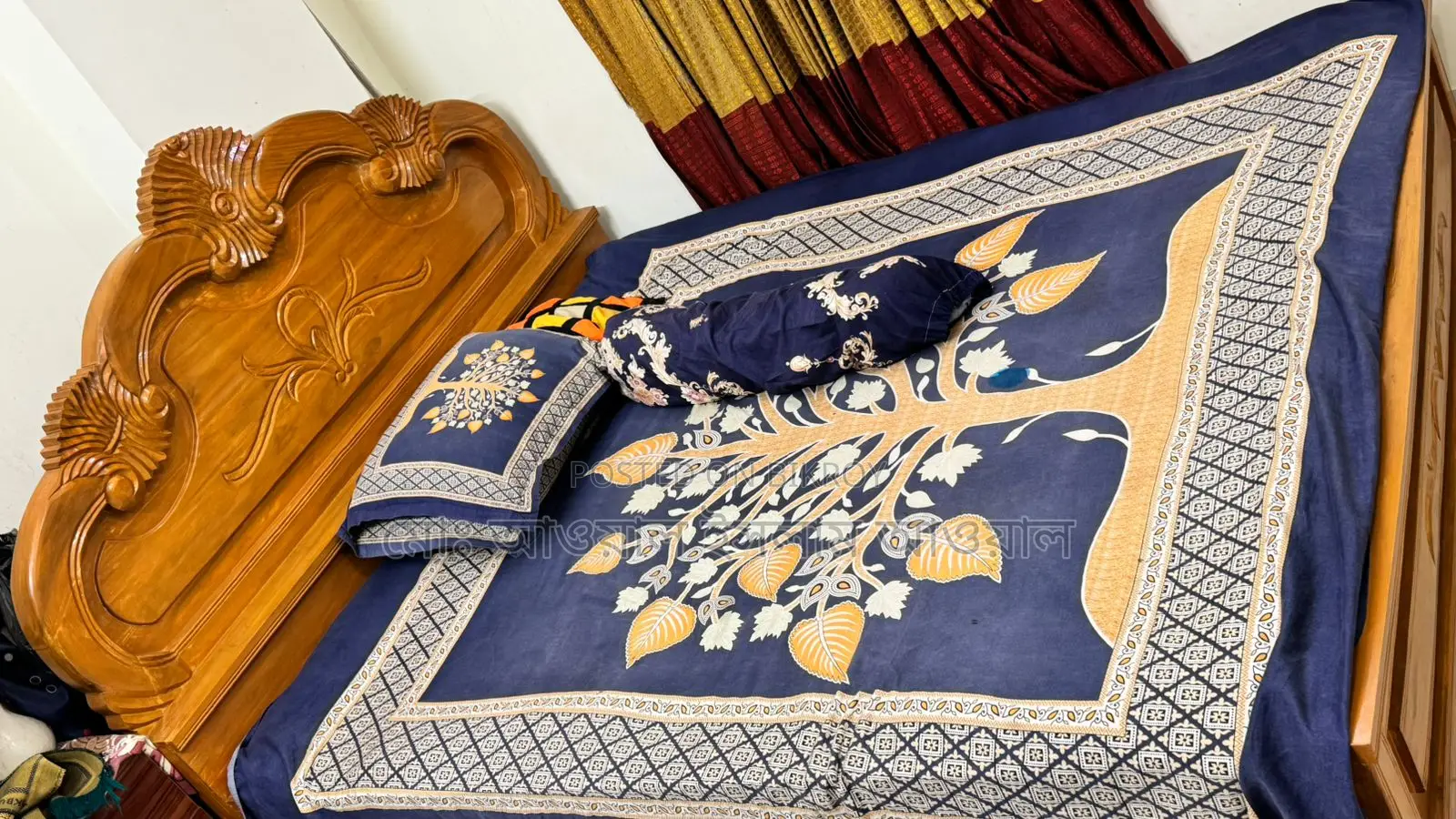 Semi-Box Bed