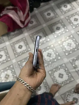 Apple iPhone 11 full fresh original (Used)