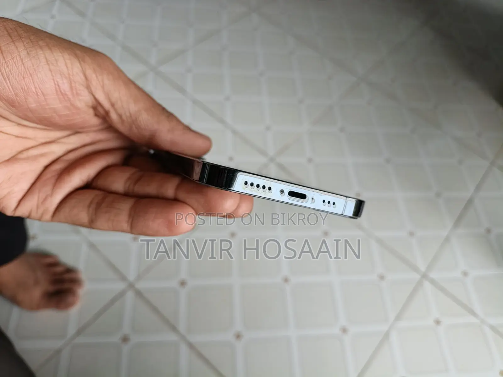 Apple iPhone 12 Pro (Used)
