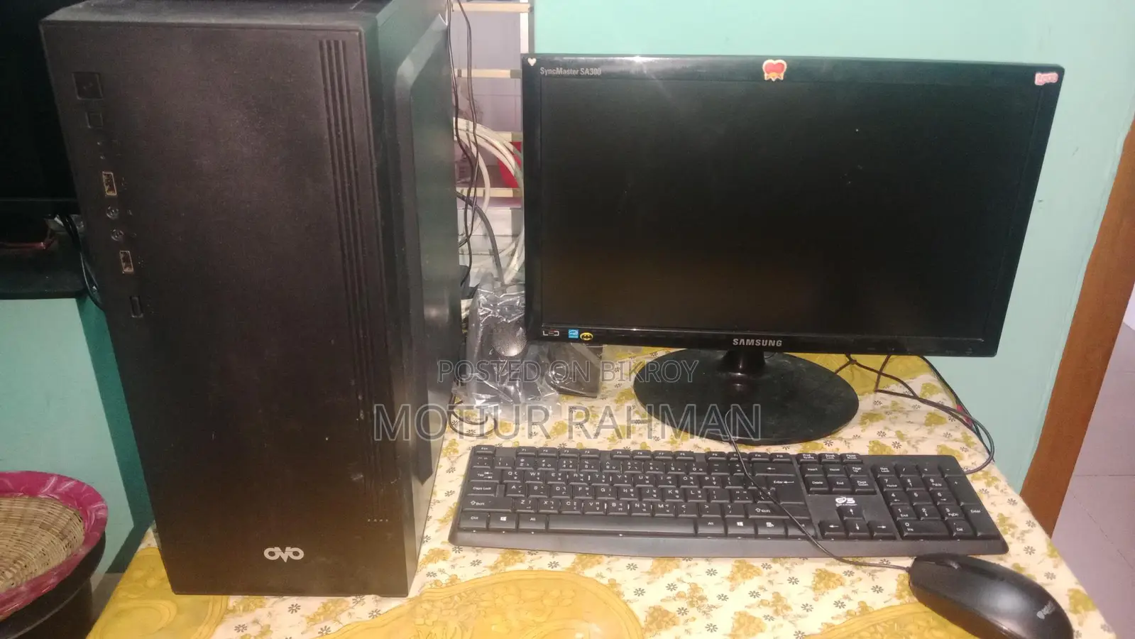 Desktop computer