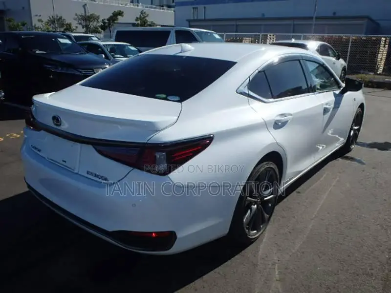 Lexus ES 300H F Sports 2020
