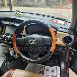 Toyota Axio X 2013
