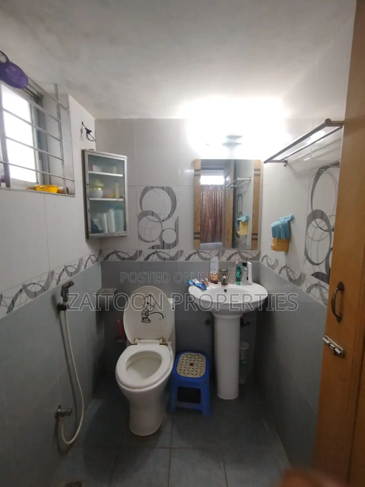 1050 Sq Ft Flat—In the Best Location of Mohammadpur!