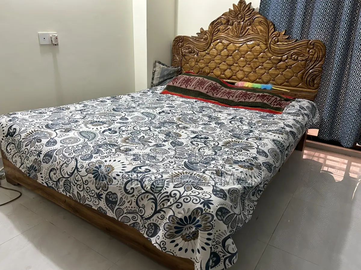 ৬/৭ ফিট সুপার কিং সেগুন কাঠের বেড