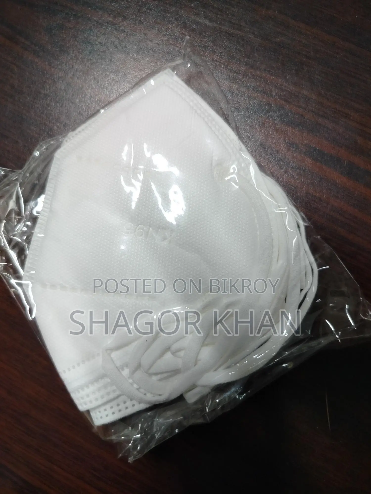 White Face Mask