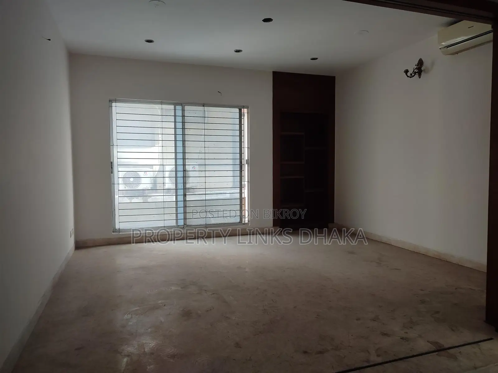 Semi-furnished office space for rent