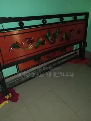 আর্জেন্ট একটা খাট বিক্রি হবে