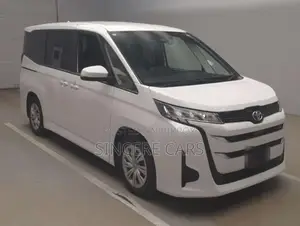 Toyota Noah X OCTEN PUSH 2DR PWR 2022