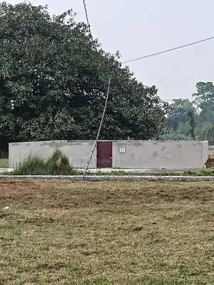 উত্তম লোকেশন সেক্টর-১৬এ, ৫ কাঠা প্লট বিক্রয়