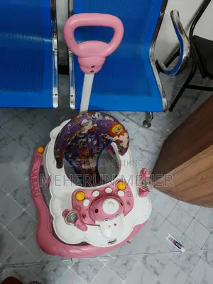 বেবি ওয়াকার