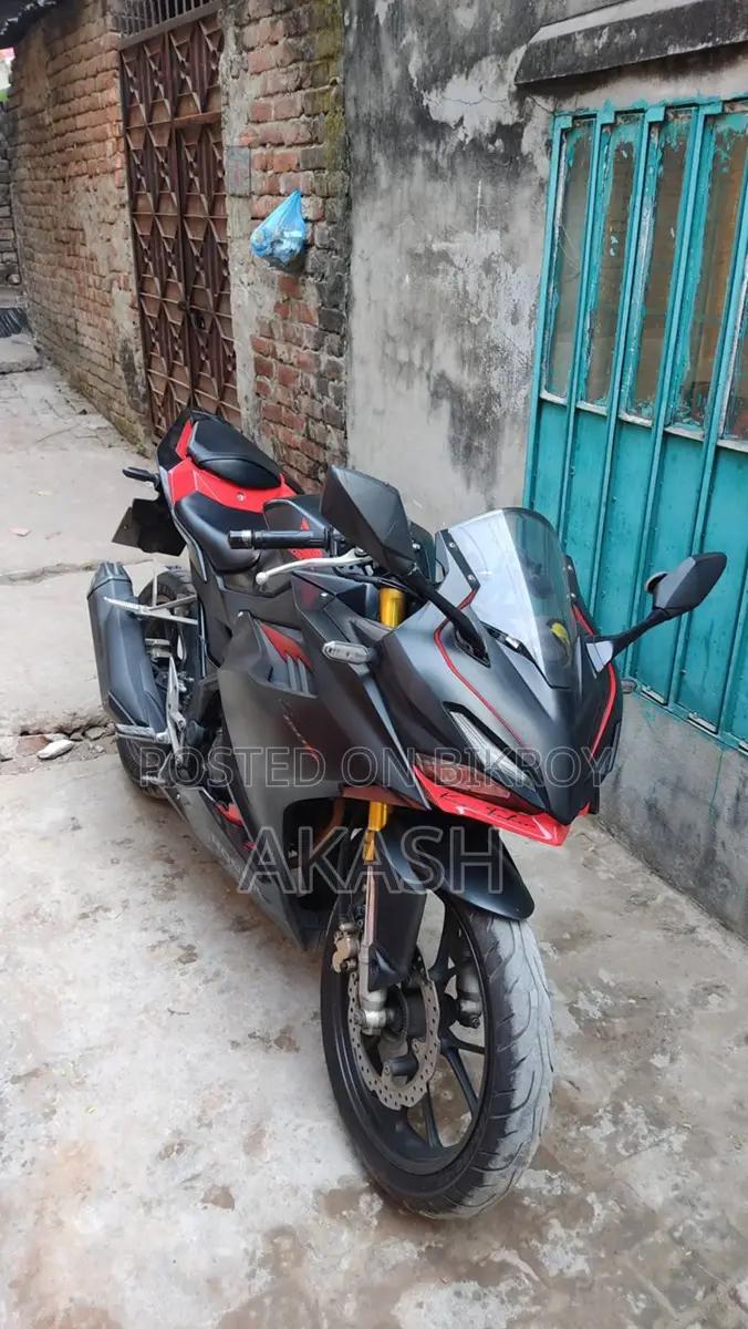 Honda CBR 2023