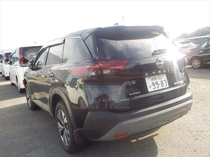 Toyota Noah G Package.. 2021