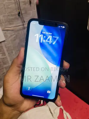 Apple iPhone 11 64GB (Used)