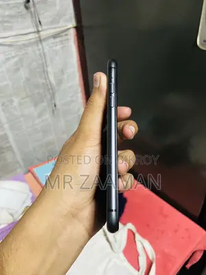 Apple iPhone 11 64GB (Used)