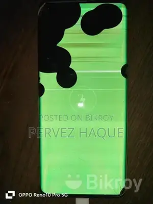 OnePlus 8 Pro . (Used)
