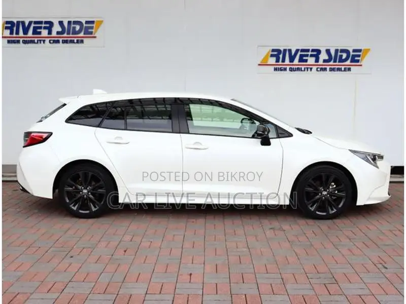 Toyota Corolla Hybrid WXB 2021