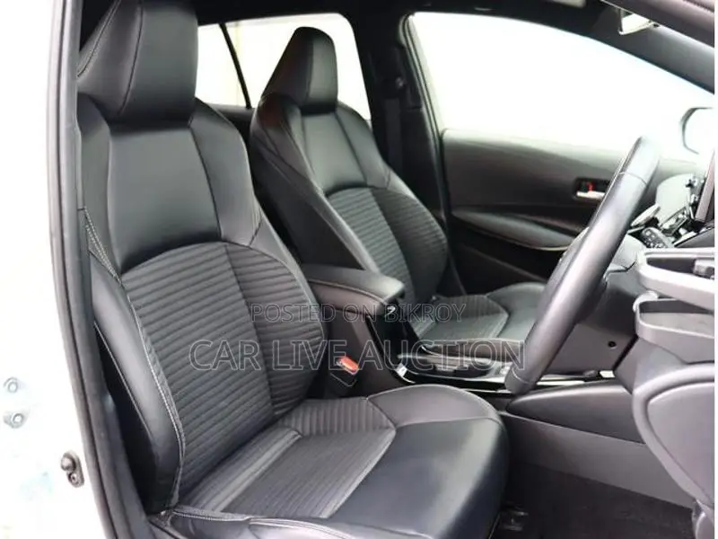 Toyota Corolla Hybrid WXB 2021
