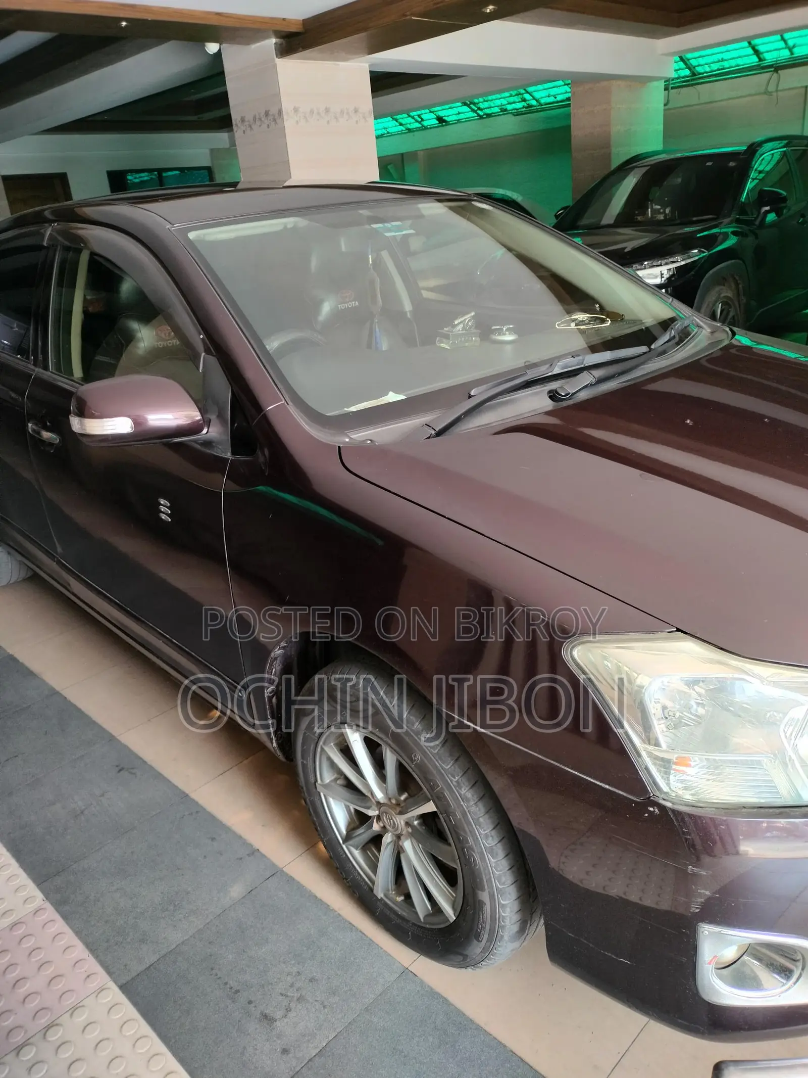 Toyota Premio 2010