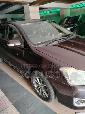 Toyota Premio 2010