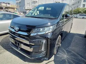 Toyota Noah SZ PKG BLACK COLOUR 2023