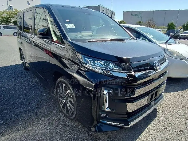 Toyota Noah SZ PKG BLACK COLOUR 2023