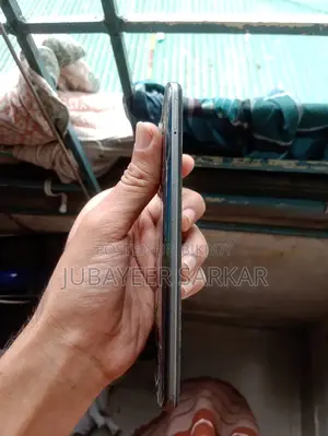 Realme 8 (Used)