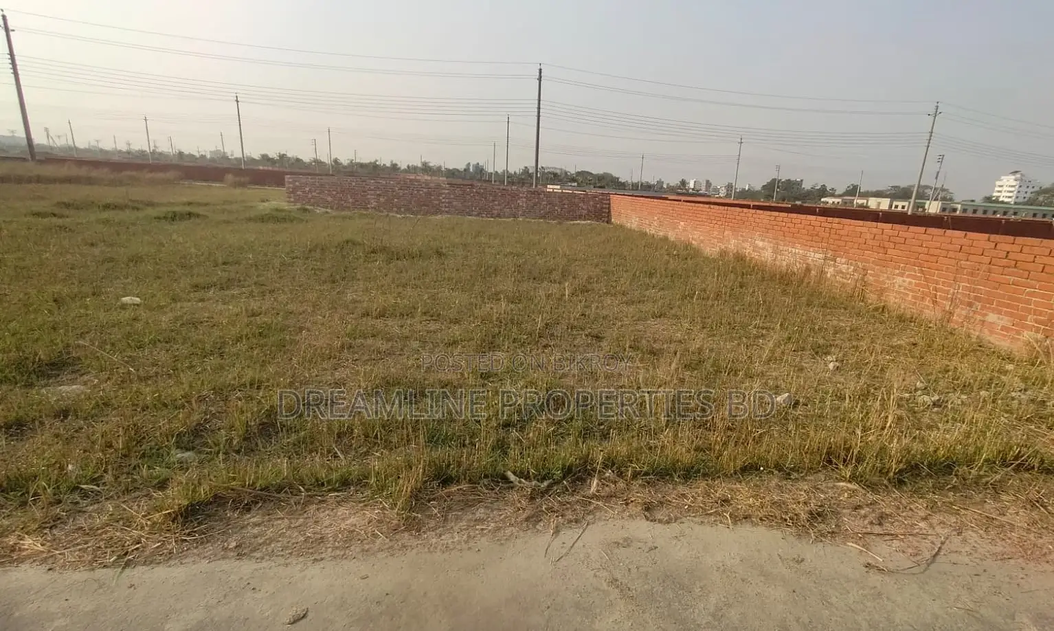 06 katha South Facing Plot in N Block, Bashundhara For Sale.