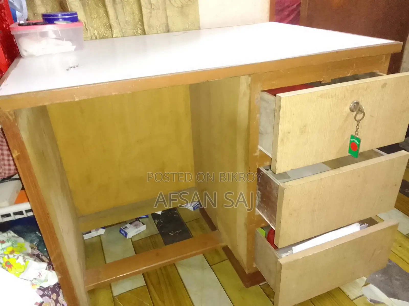 Versatile Study Table