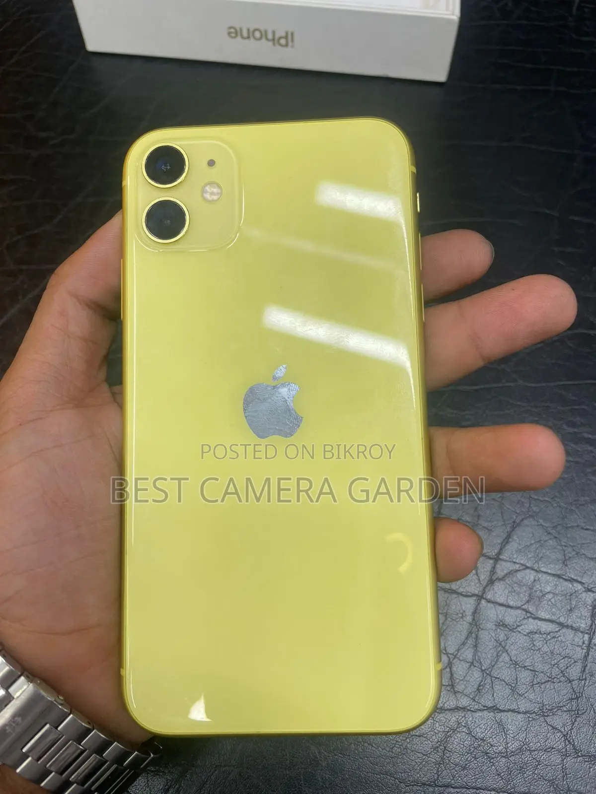 Apple iPhone 11 (Used)
