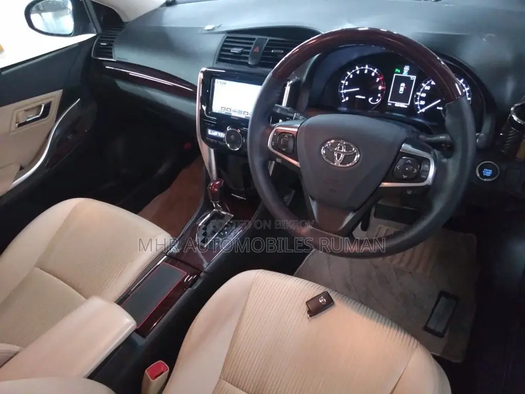 Toyota Premio F-EX Package 2021