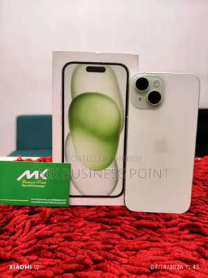 Apple iPhone 15 128 GB-BH-83% (Used)