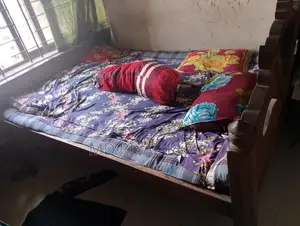 A Large Bed 5×4 Haat