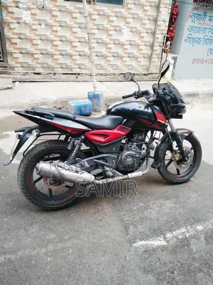 Bajaj Pulsar 150 - 2018