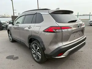 Toyota Corolla Cross Z Bronze Full Option 2023