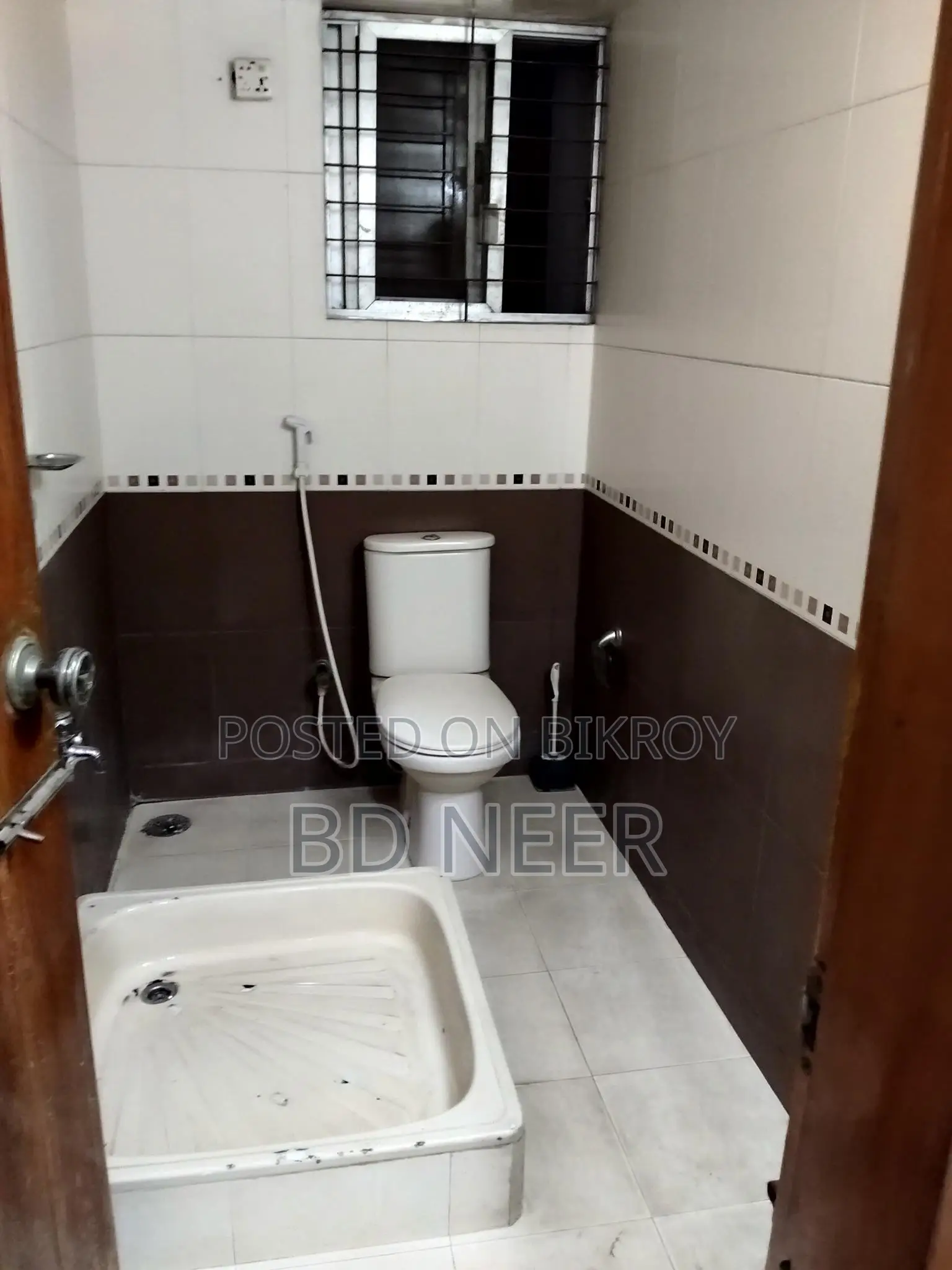 Furnished 3 Bedroom Flat Available For Rent in Gulshan-2