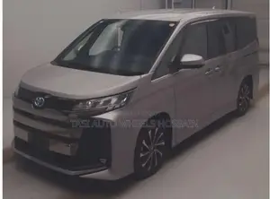 Toyota Noah SZ ALL OPTION 2022