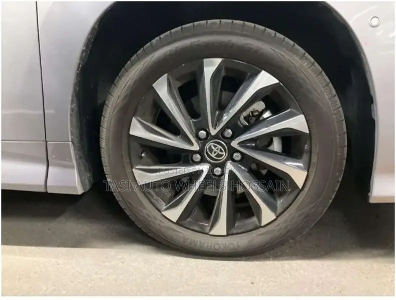 Toyota Noah SZ ALL OPTION 2022