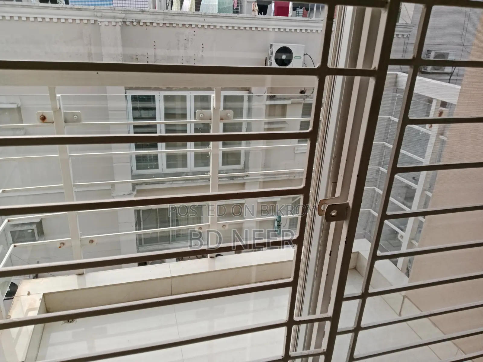 Pretty Looking 3 Bed Room Apt Rent In Gulshan 2 North Side