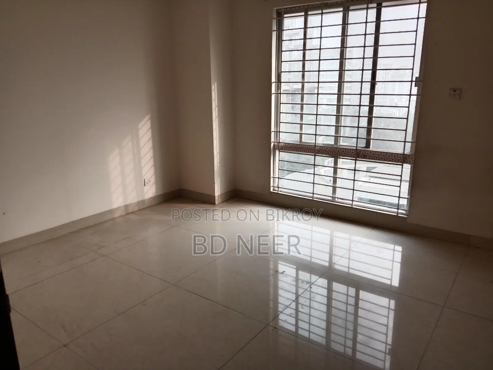 Pretty Looking 3 Bed Room Apt Rent In Gulshan 2 North Side
