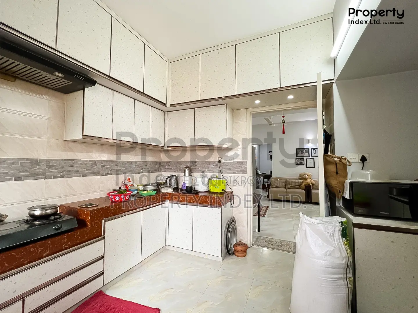 Flat for Sale! 2,150 sqft Apartment at Bashundhara R/A, Block J