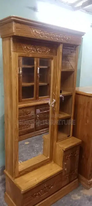 Premium Dressing Table for Ladies on Offer!