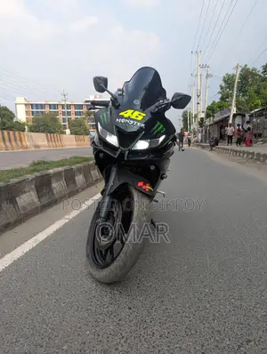 Yamaha R15 V3 Monster Edition 2019
