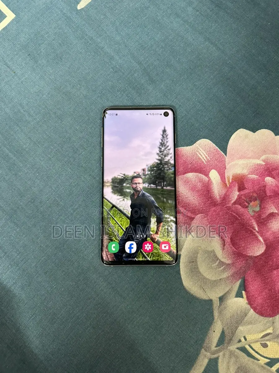 Samsung Galaxy S10 (Used)