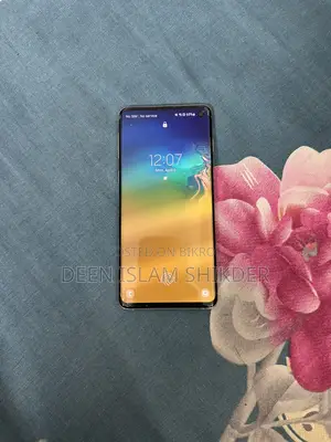 Samsung Galaxy S10 (Used)
