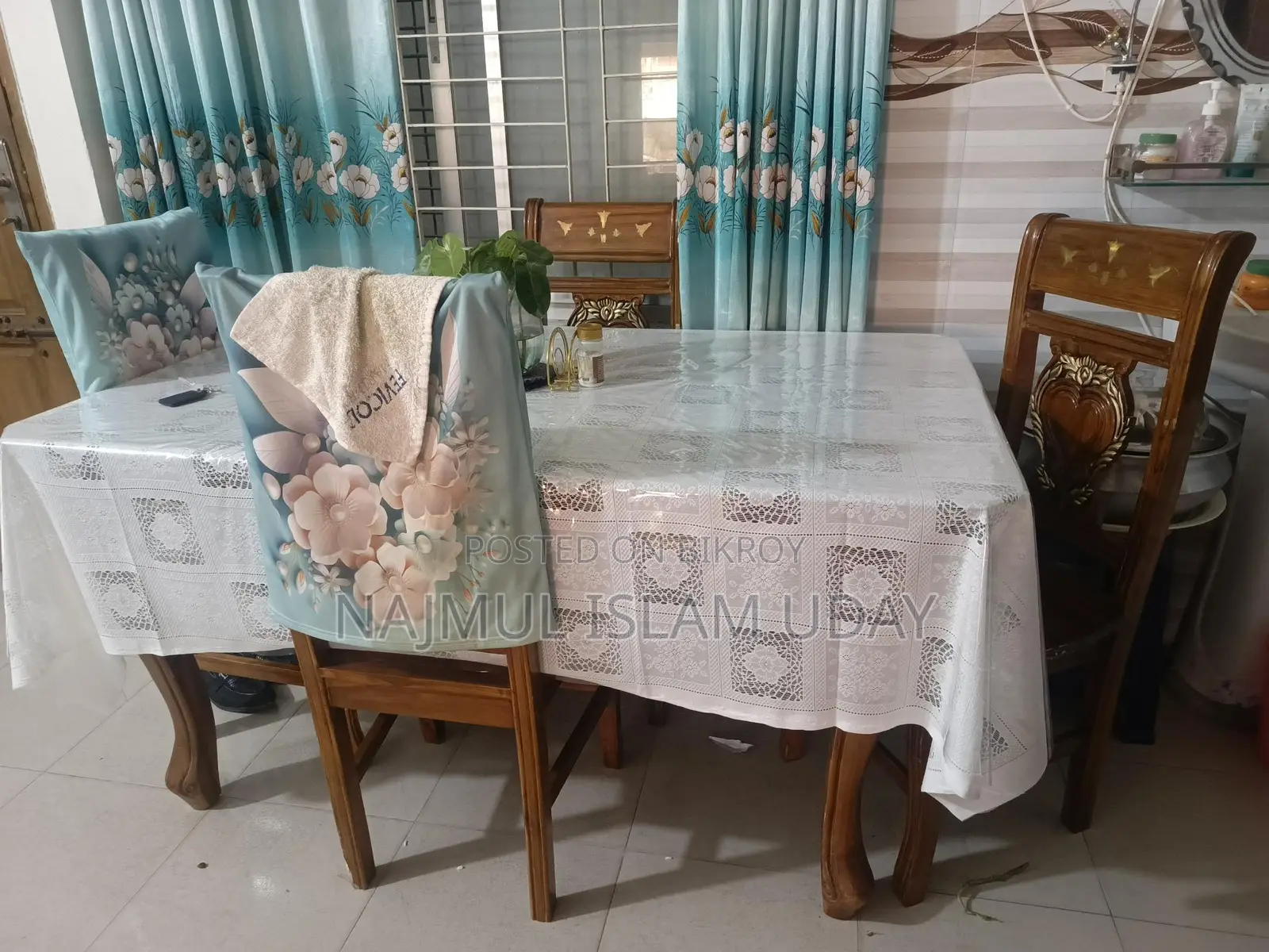 Four-Chair Dining Set
