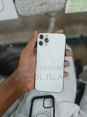Apple iPhone X (Used)