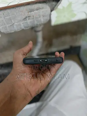 Apple iPhone X (Used)