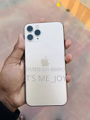 Apple iPhone 11 Pro (Used)
